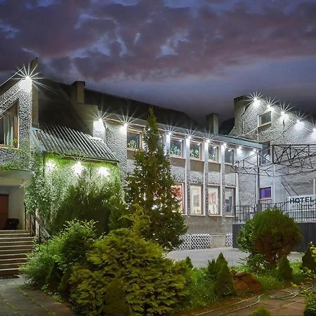 Dukat Hotel Horyniec ภายนอก รูปภาพ