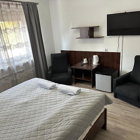 Dukat Hotel Horyniec ภายนอก รูปภาพ